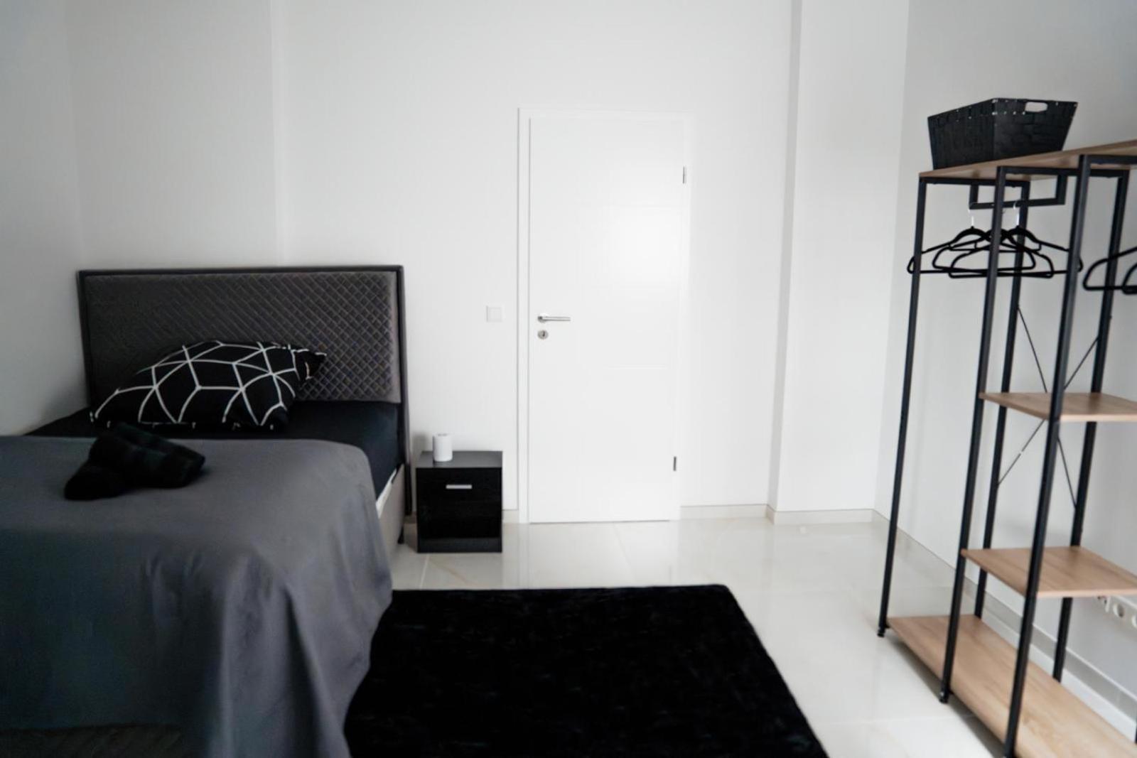 Ferienwohnung Hills ドゥイスブルグ エクステリア 写真