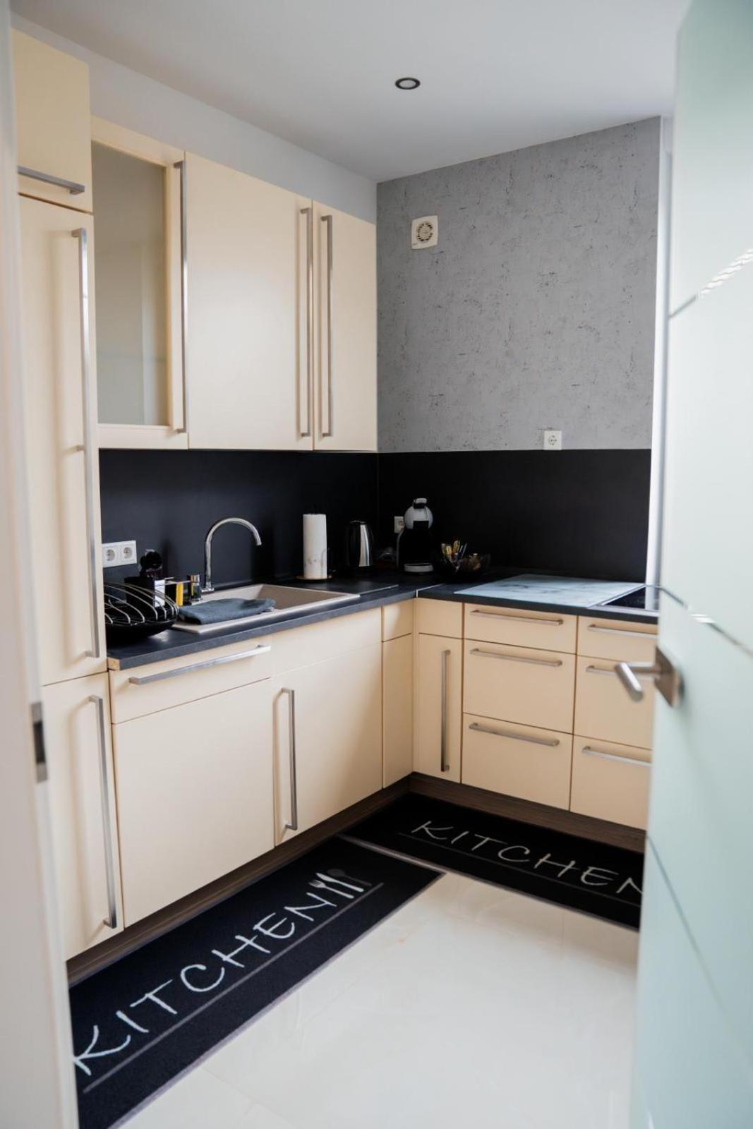 Ferienwohnung Hills ドゥイスブルグ エクステリア 写真