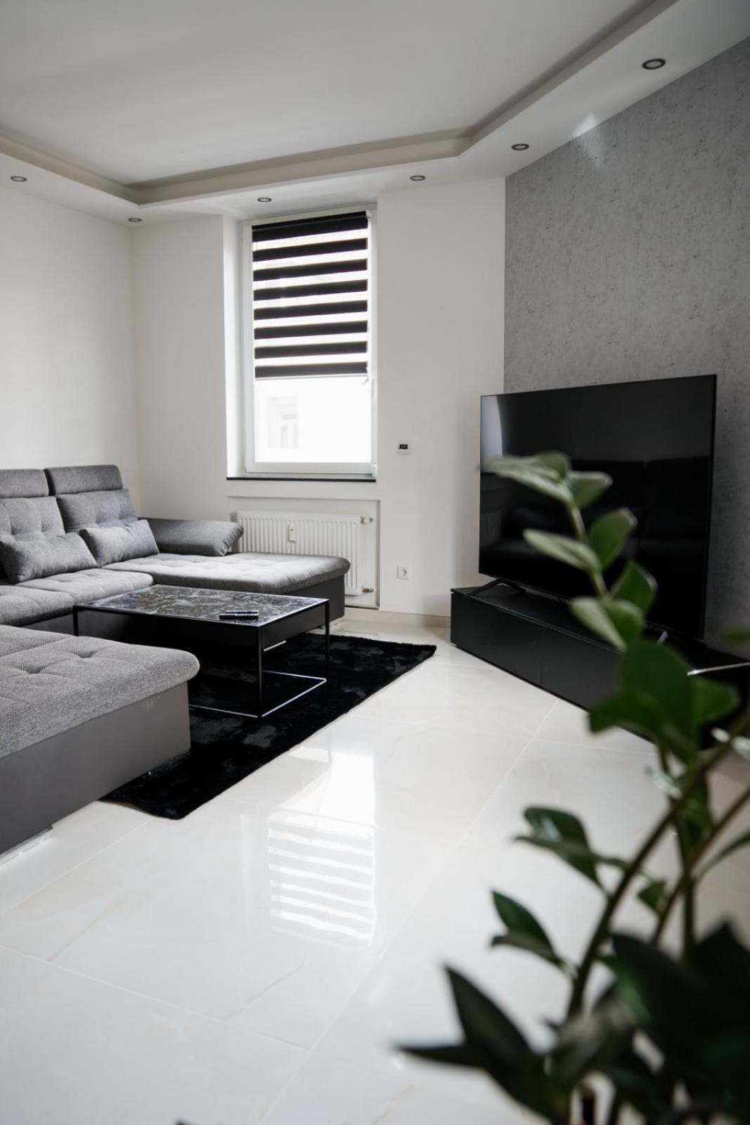 Ferienwohnung Hills ドゥイスブルグ エクステリア 写真